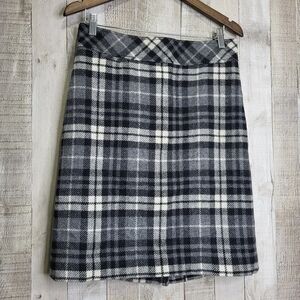 L.L Bean Wool Blend Skirt. Size 8. Grey, Black & White.